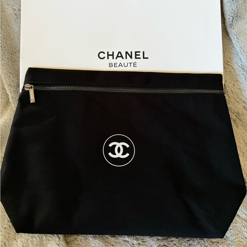 NIB CHANEL Cosmetic Toiletry Pouch Case